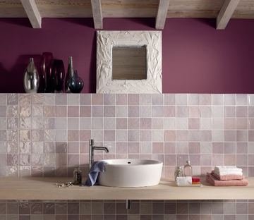 Bathroom tiles: Novello
